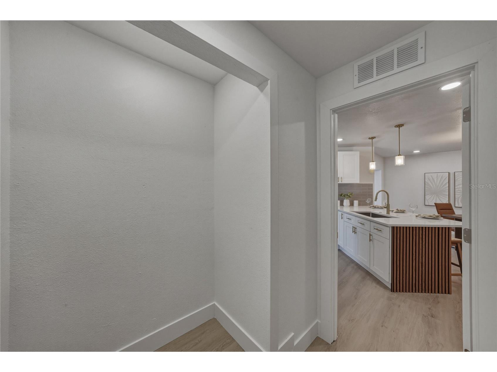 9305 120th Lane Seminole FL 33772 TB8512293 image23