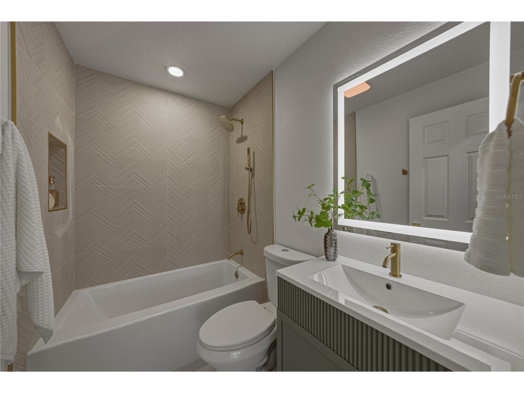 9305 120th Lane Seminole FL 33772 TB8512293 image39