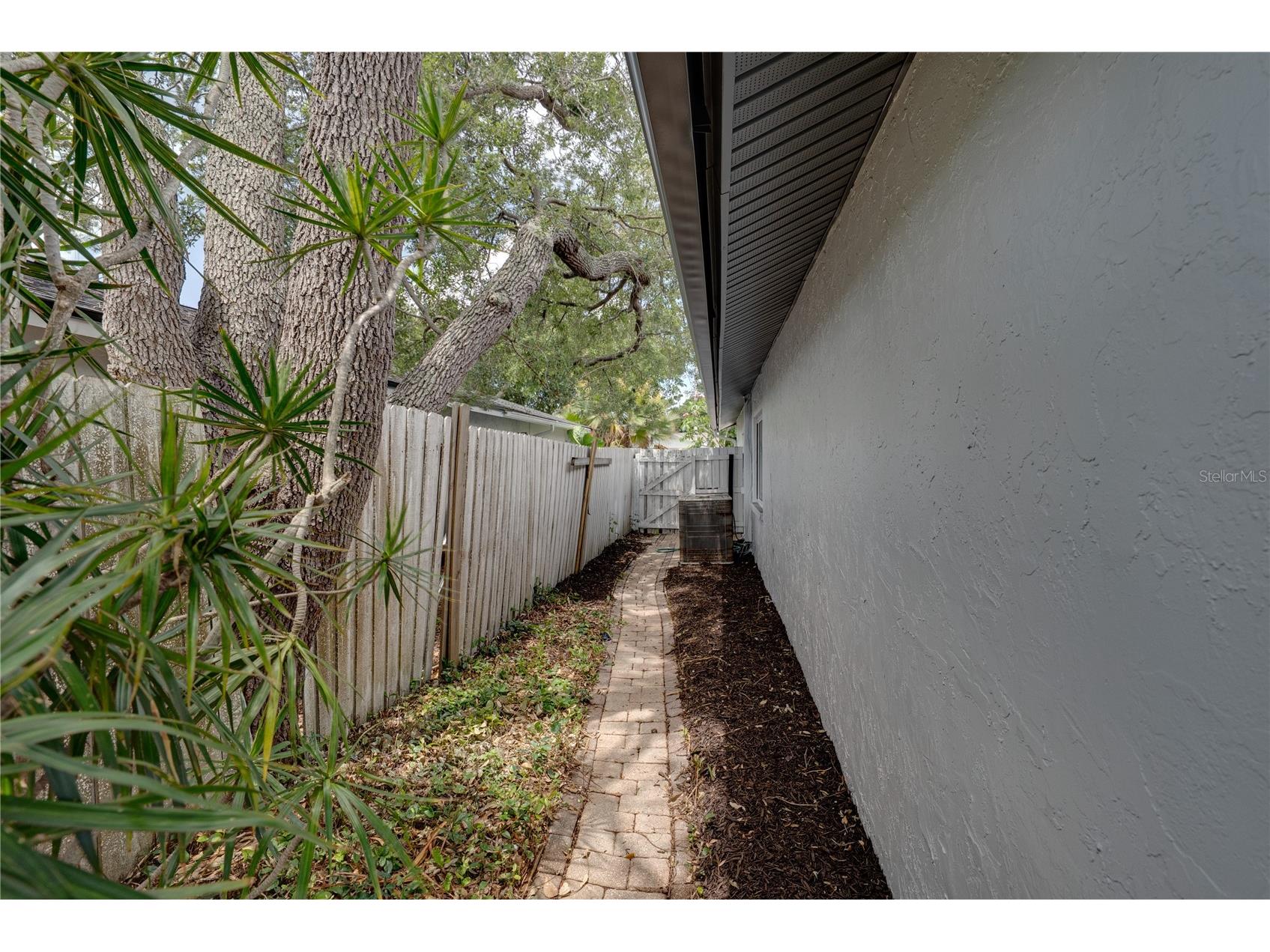 9305 120th Lane Seminole FL 33772 TB8512293 image71