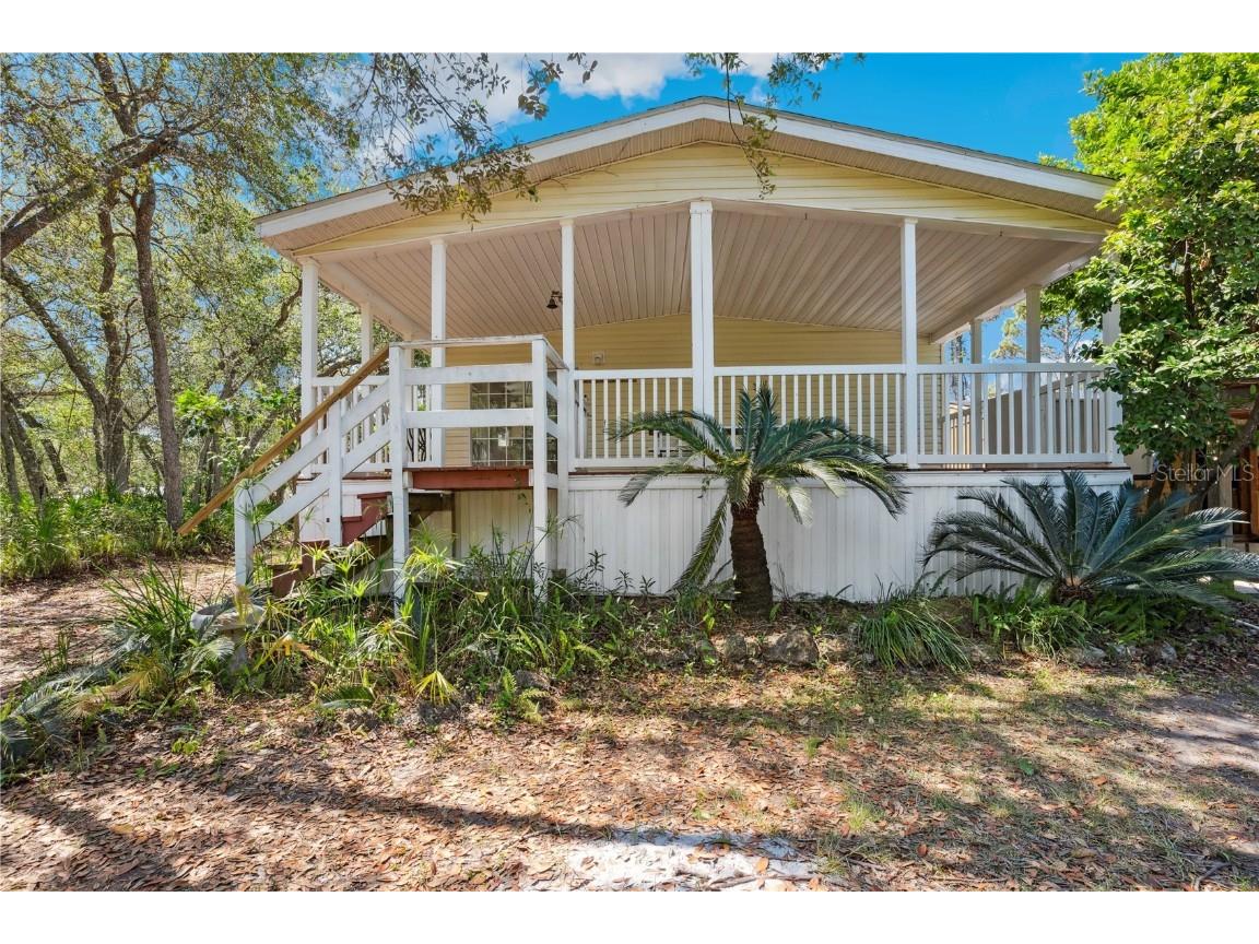 9305 Ancon Avenue Webster FL 33597 G5092234 image1