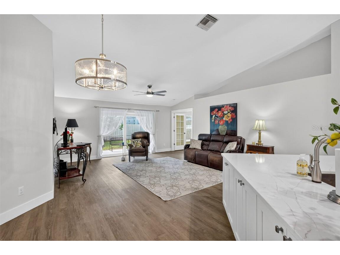 9305 Knightsbridge Court Tampa FL 33647 TB8446528 image10