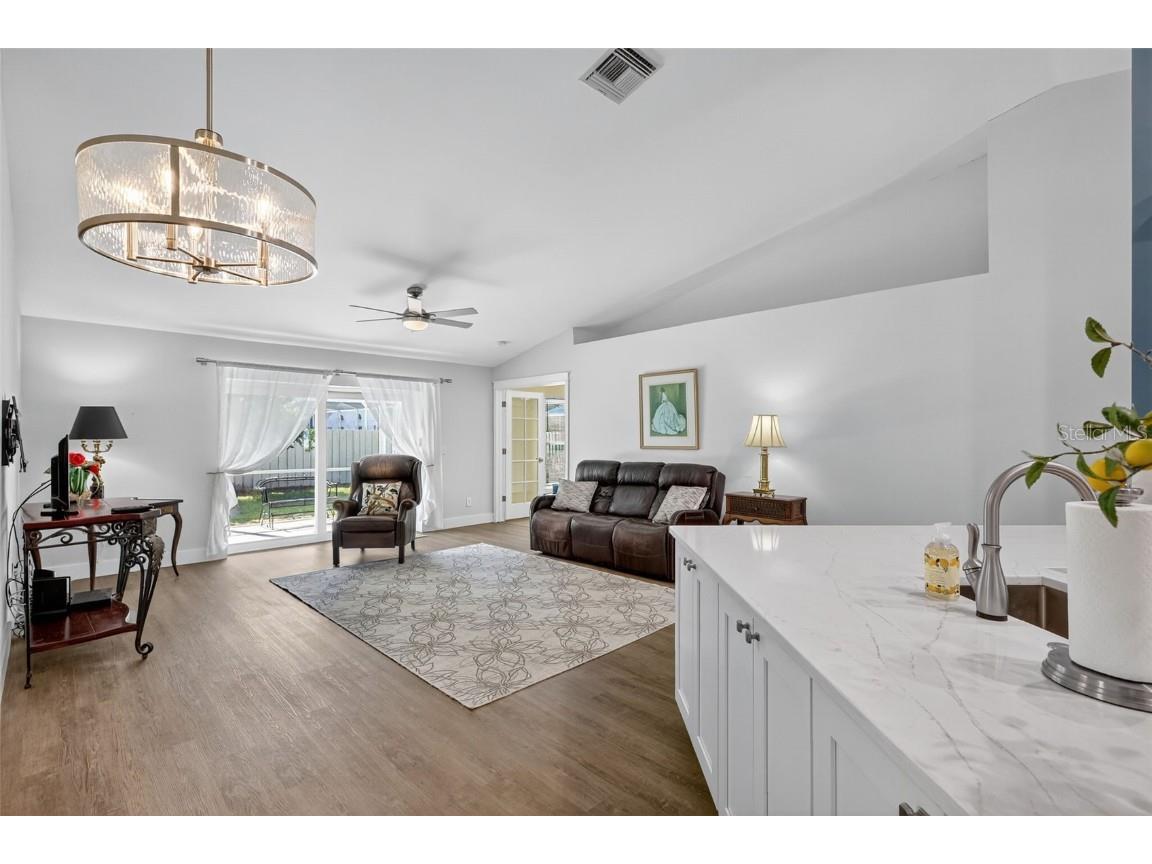 9305 Knightsbridge Court Tampa FL 33647 TB8446528 image6