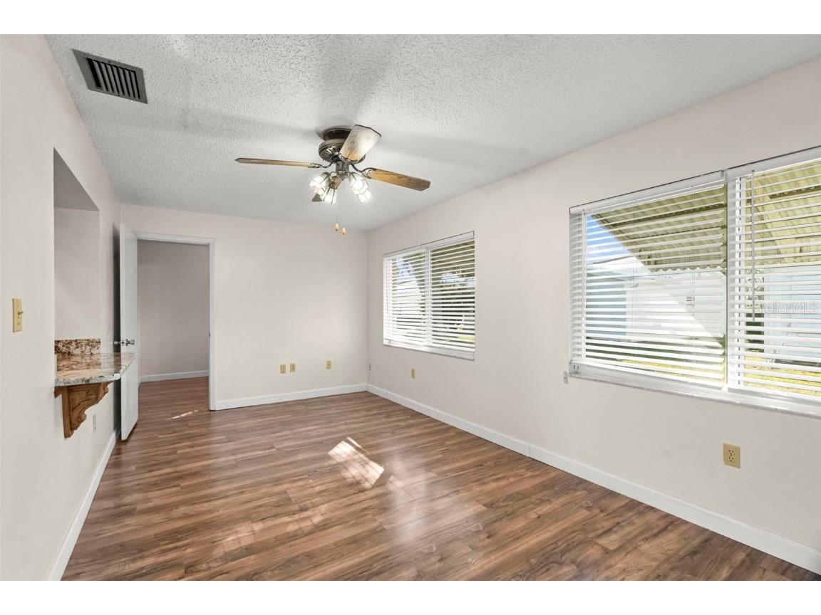 9306 42nd Street N Pinellas Park FL 33782 TB8448813 image15