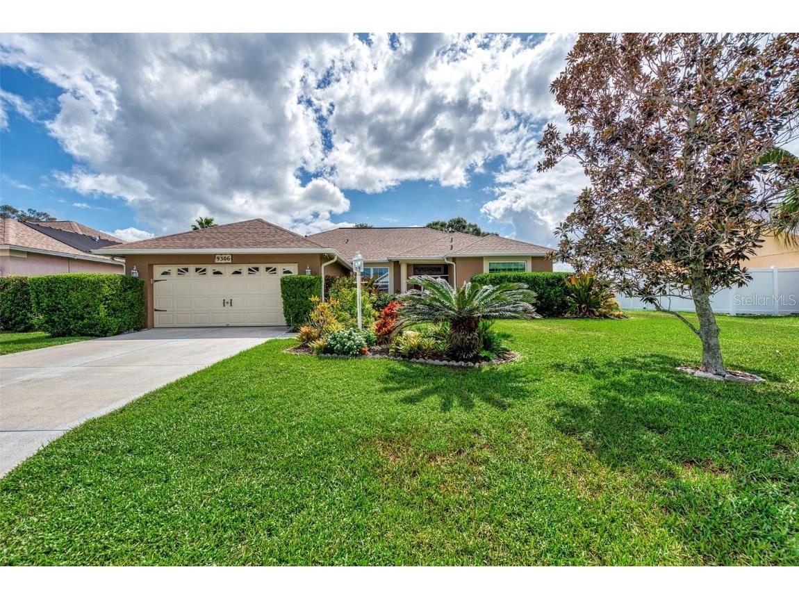 9306 71st Avenue E Palmetto FL 34221 A4584828 image1