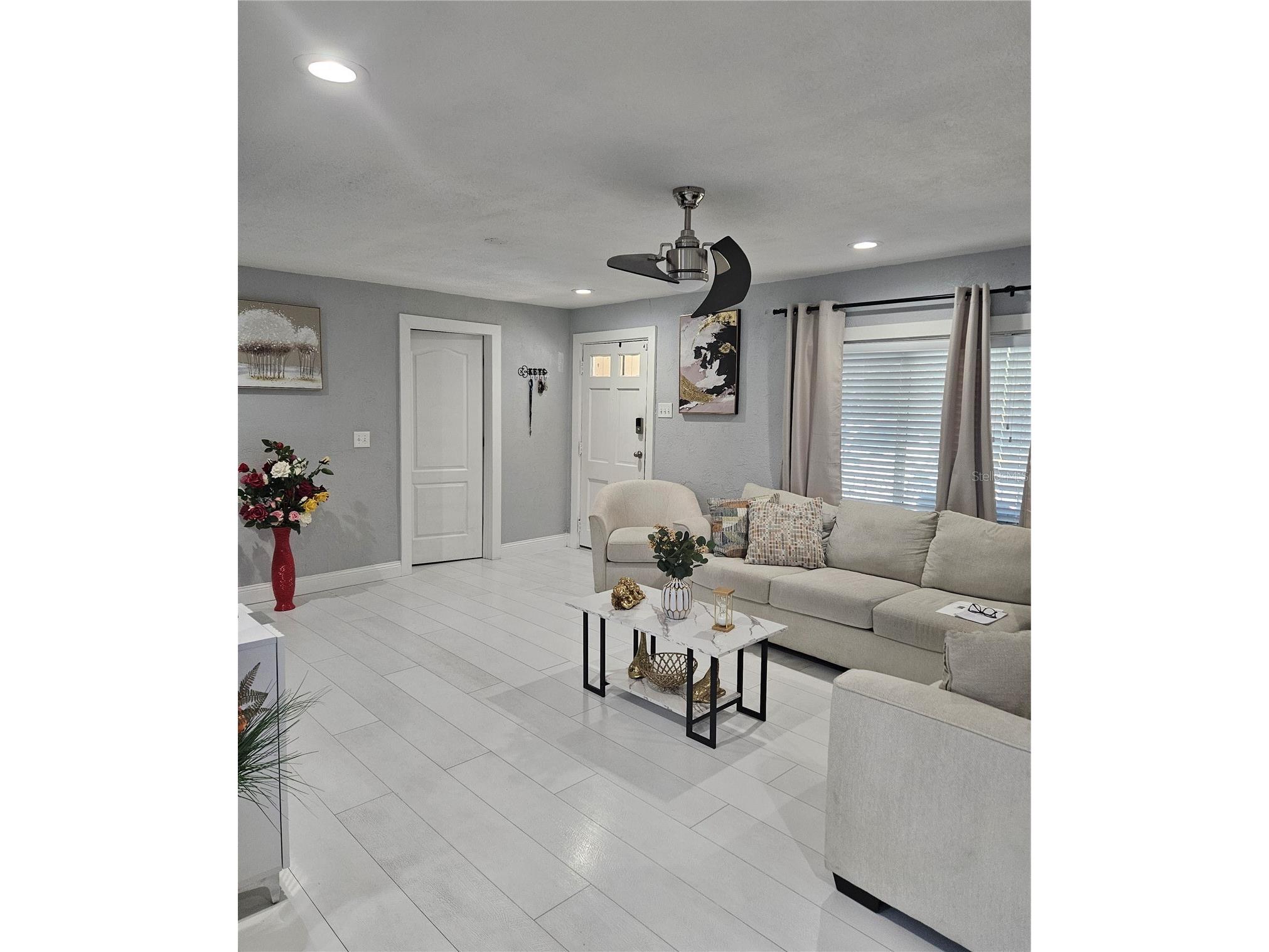 9306 Forest Hills Drive Tampa FL 33612 TB8474565 image3