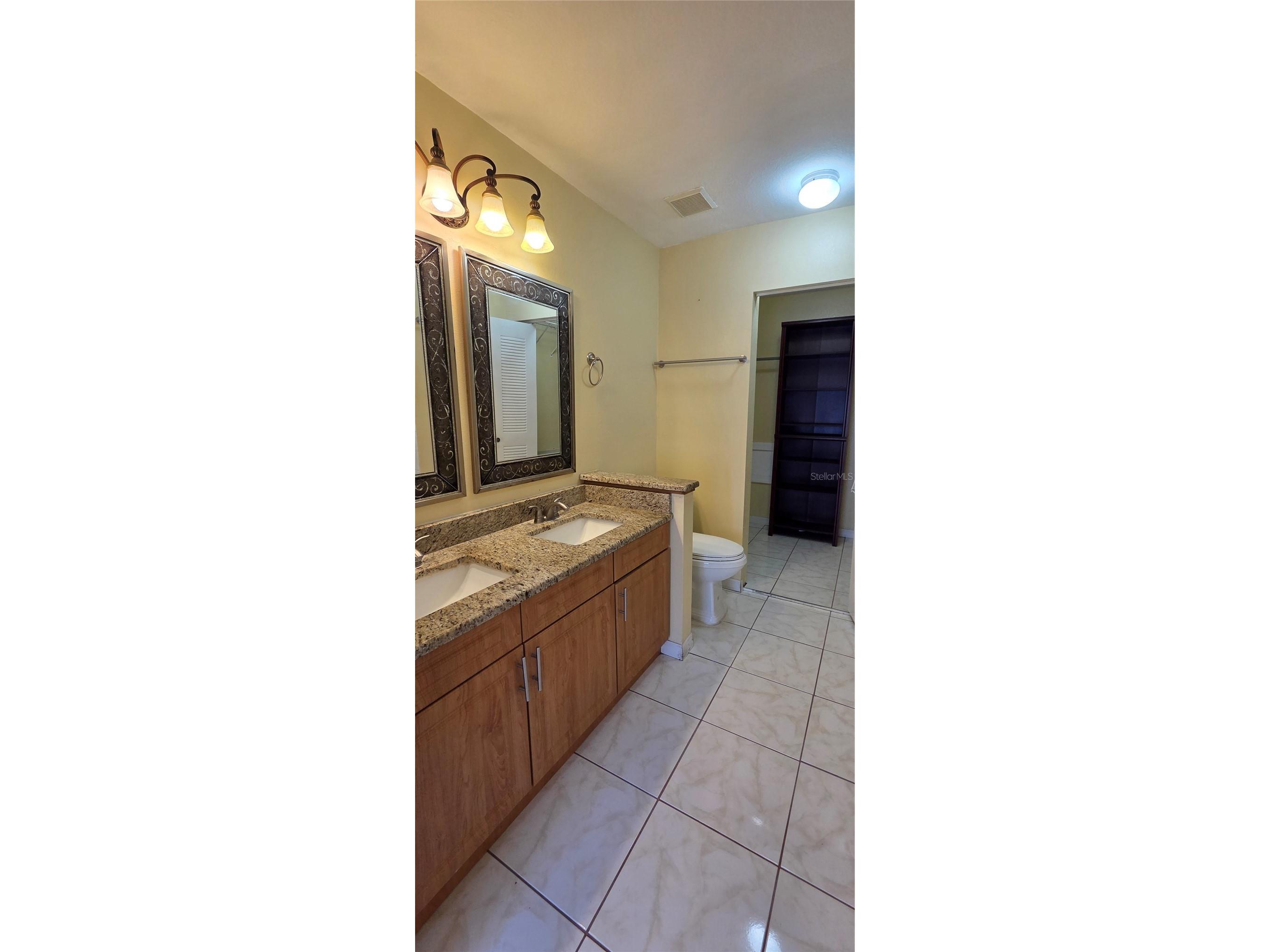 9306 Lake Chase Island Way Tampa FL 33626 TB8524060 image26