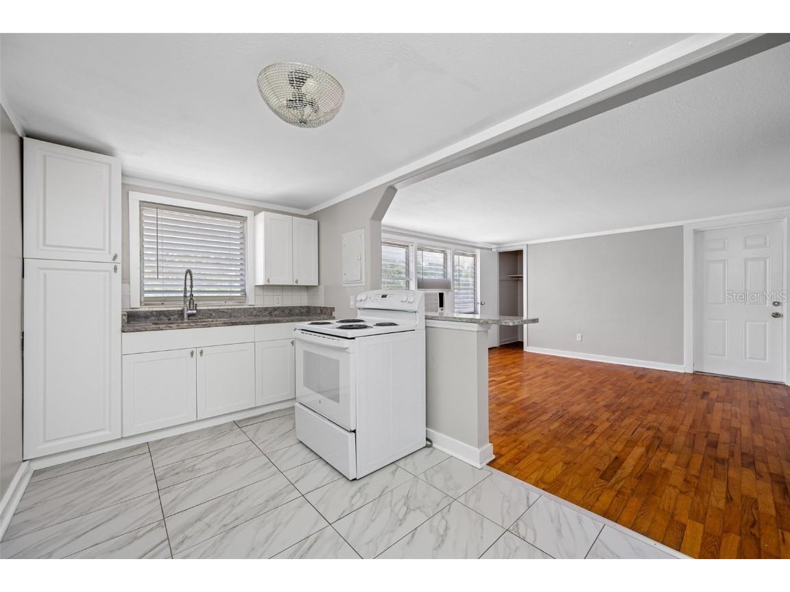 931 15th Street W Bradenton FL 34205 TB8411261 image12