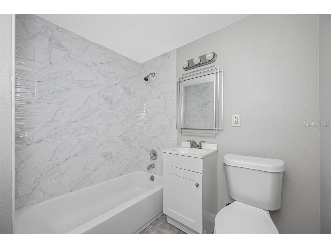 931 15th Street W Bradenton FL 34205 TB8411261 image15