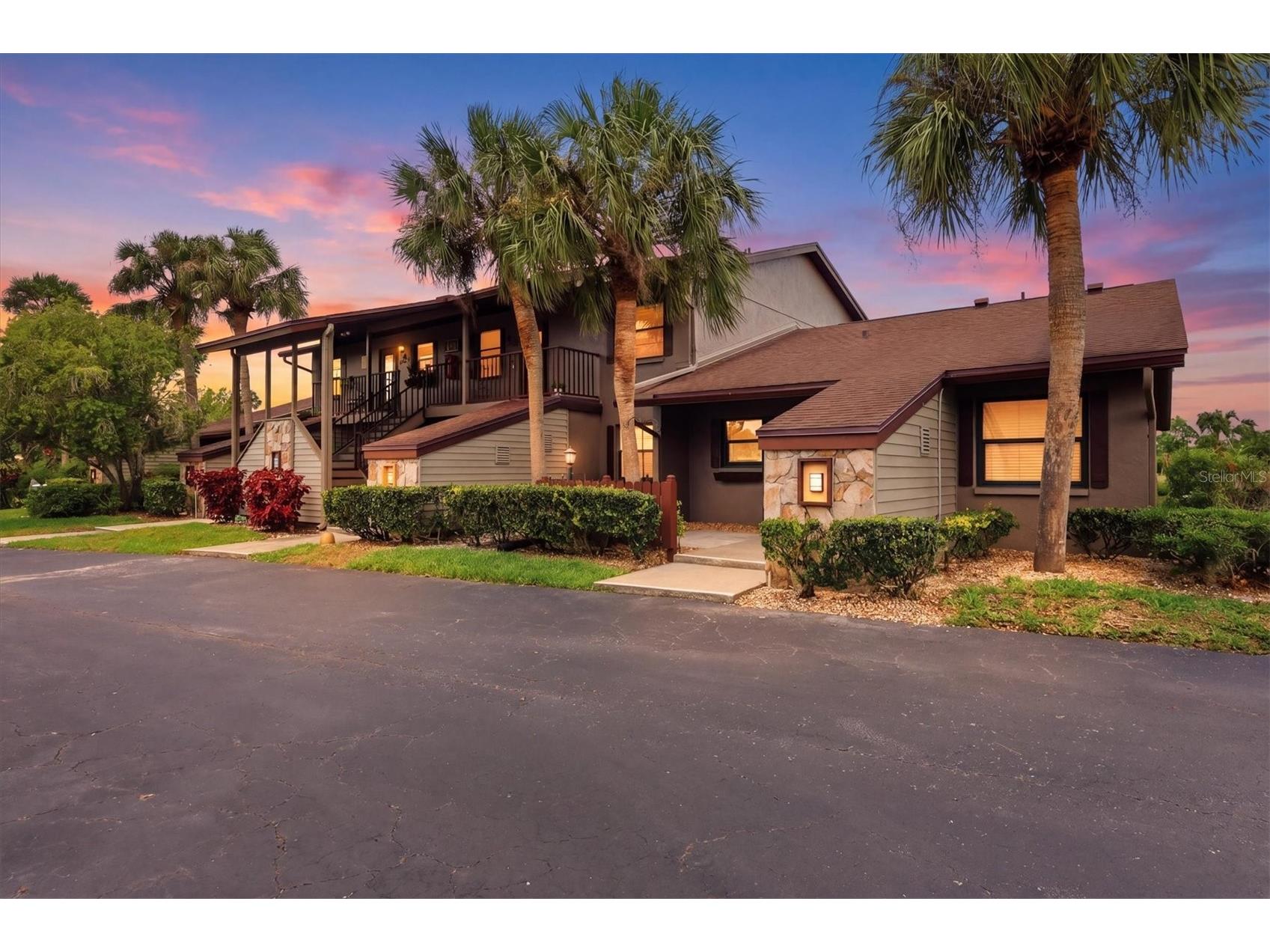 931 Capri Isles Boulevard #32 Venice FL 34292 N6144429 image1