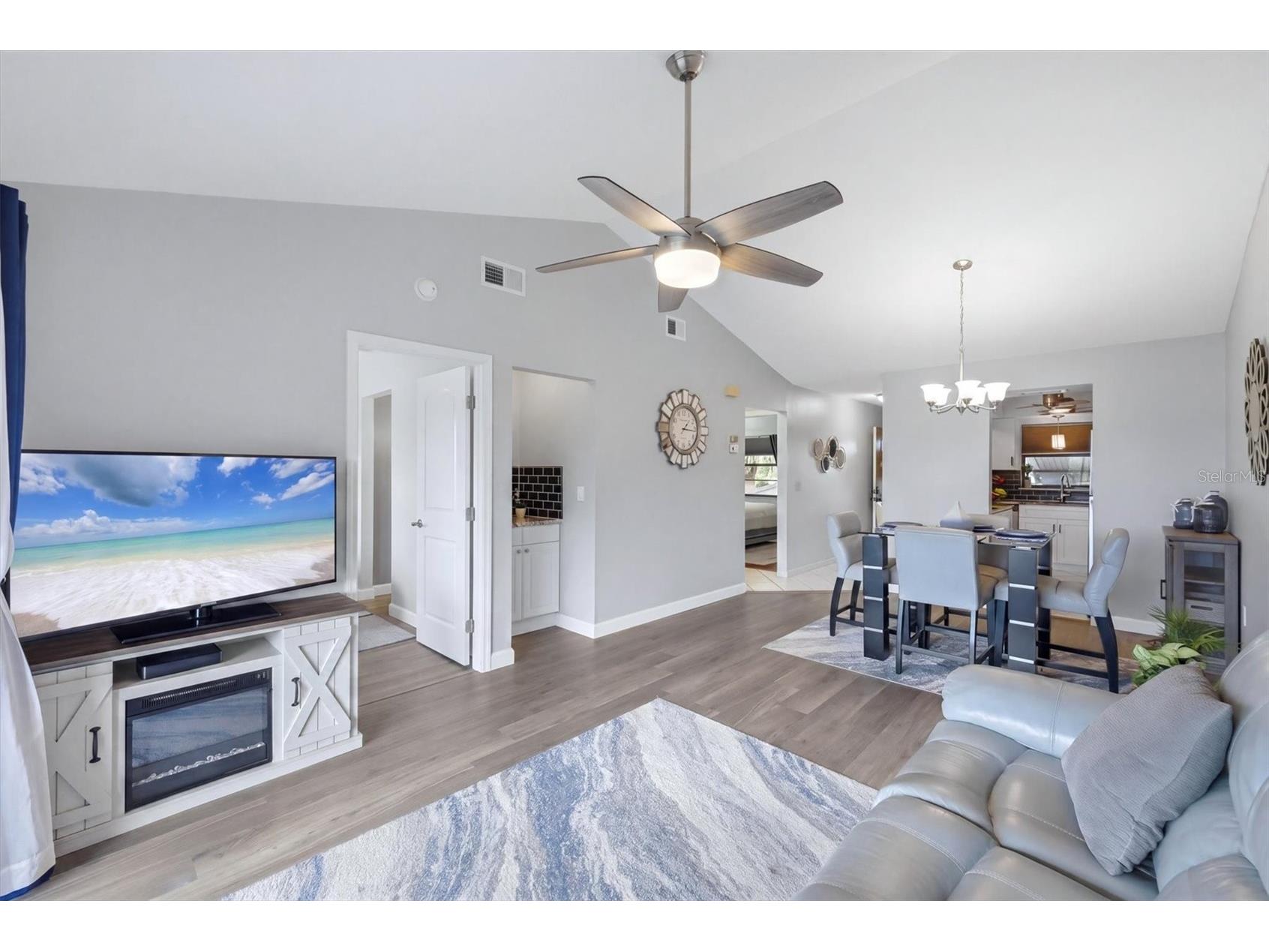931 Capri Isles Boulevard #32 Venice FL 34292 N6144429 image9