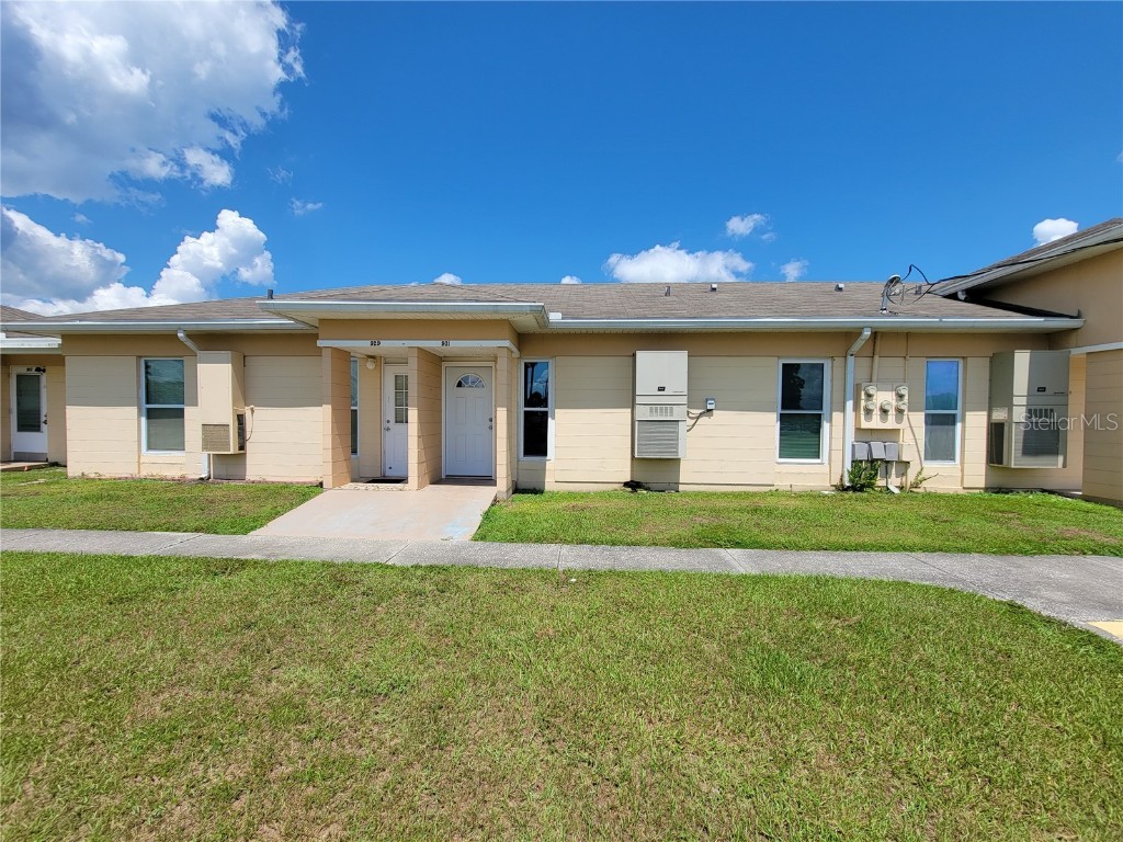 931 Club Circle #931 Lake Wales FL 33854 L4939568 image1