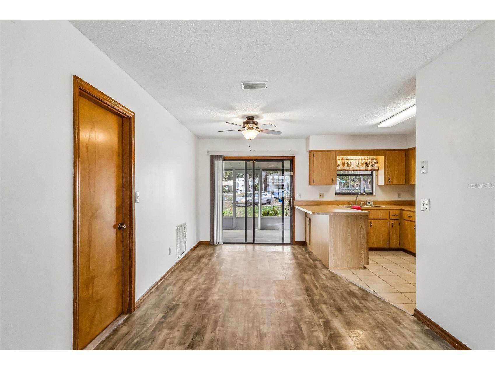 931 Cr 457a Lake Panasoffkee FL 33538 G5112491 image18