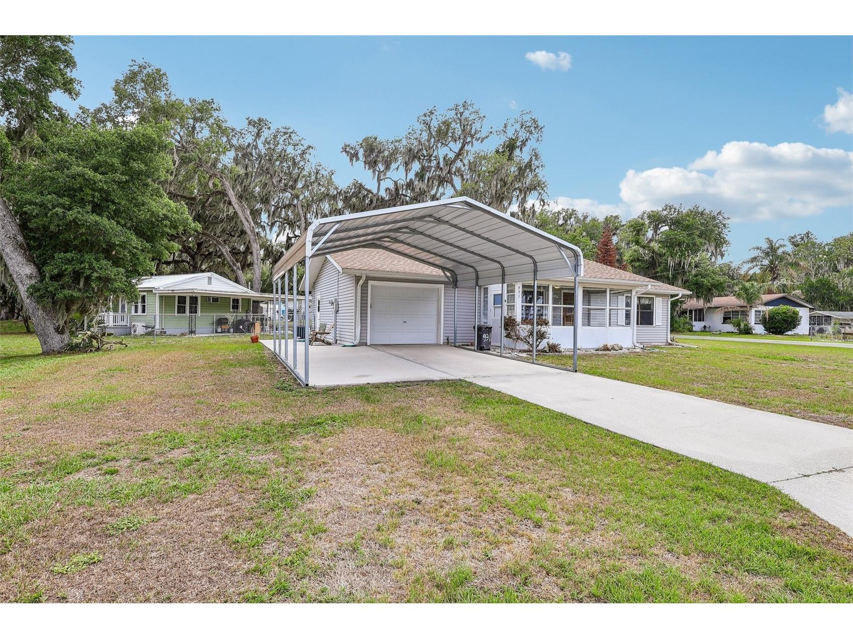 931 Cr 457a Lake Panasoffkee FL 33538 G5112491 image3