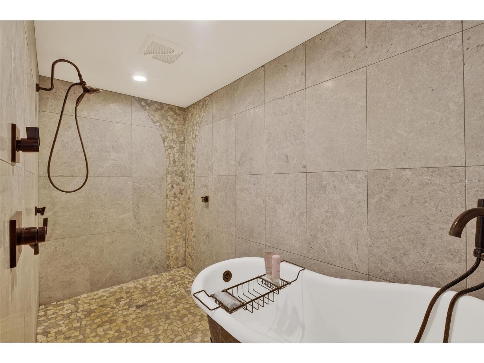 931 Gulf Boulevard Belleair Beach FL 33786 TB8492323 image40