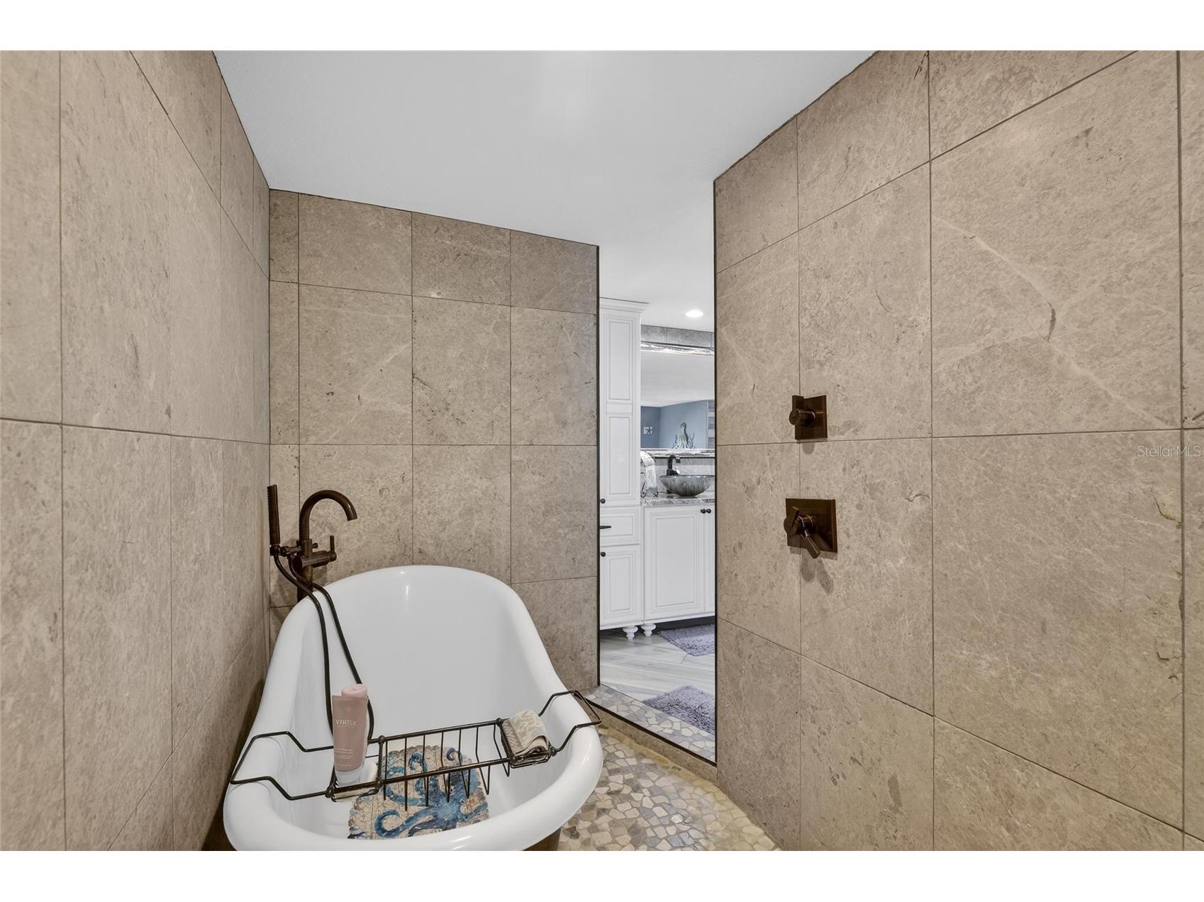 931 Gulf Boulevard Belleair Beach FL 33786 TB8492323 image41