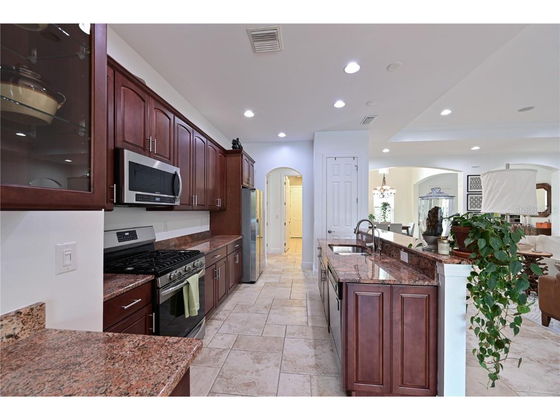 931 Mangrove Edge Court Bradenton FL 34208 - MANATEE A4668566 image13