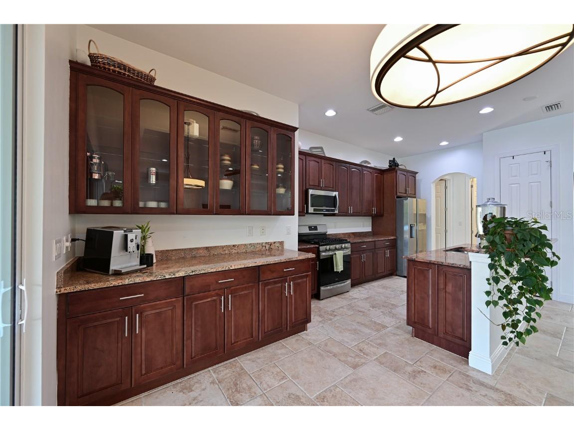 931 Mangrove Edge Court Bradenton FL 34208 - MANATEE A4668566 image14