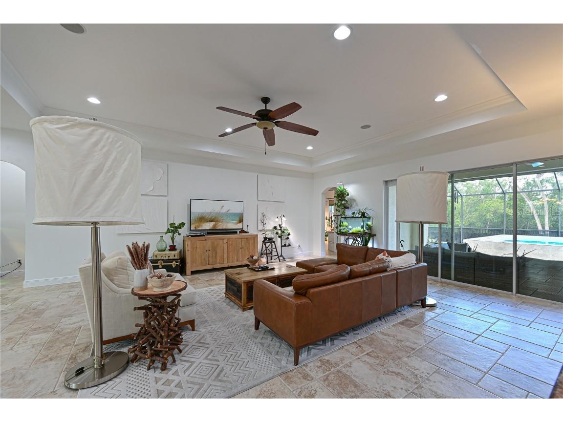 931 Mangrove Edge Court Bradenton FL 34208 - MANATEE A4668566 image7