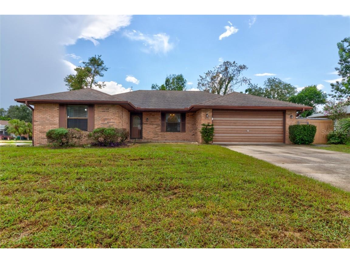 931 N Atmore Circle Deltona FL 32725 V4932087 image1