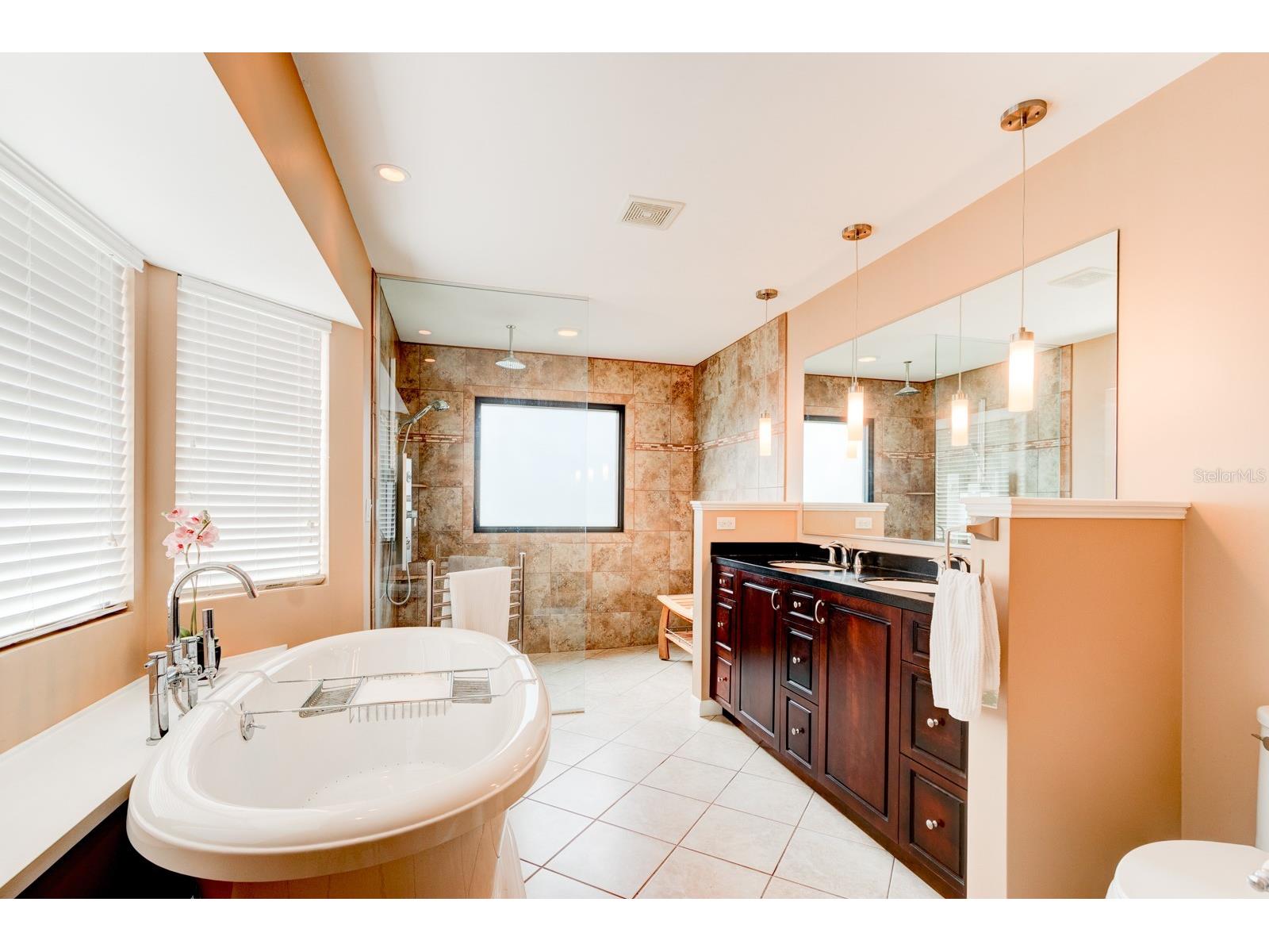 931 Northbrook Drive Ormond Beach FL 32174 V4948035 image13