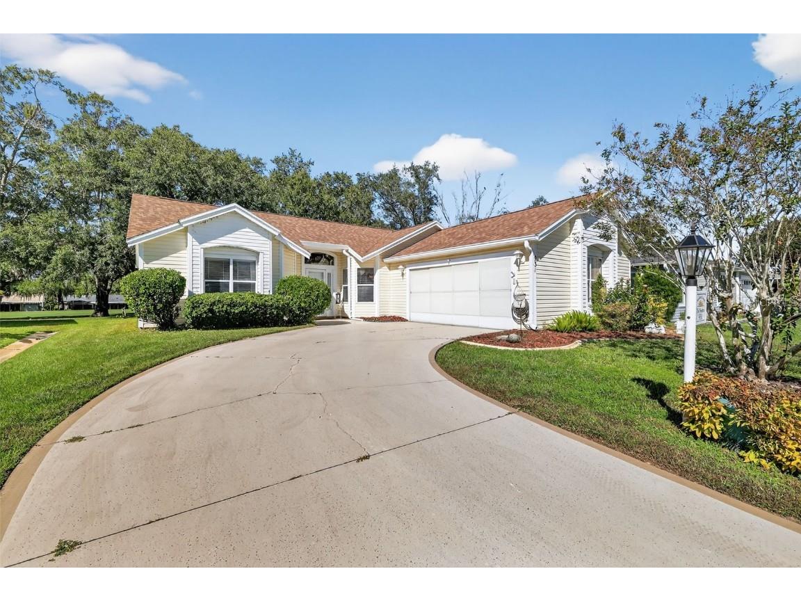 931 Oleander Street Lady Lake FL 32159 G5104325 image1