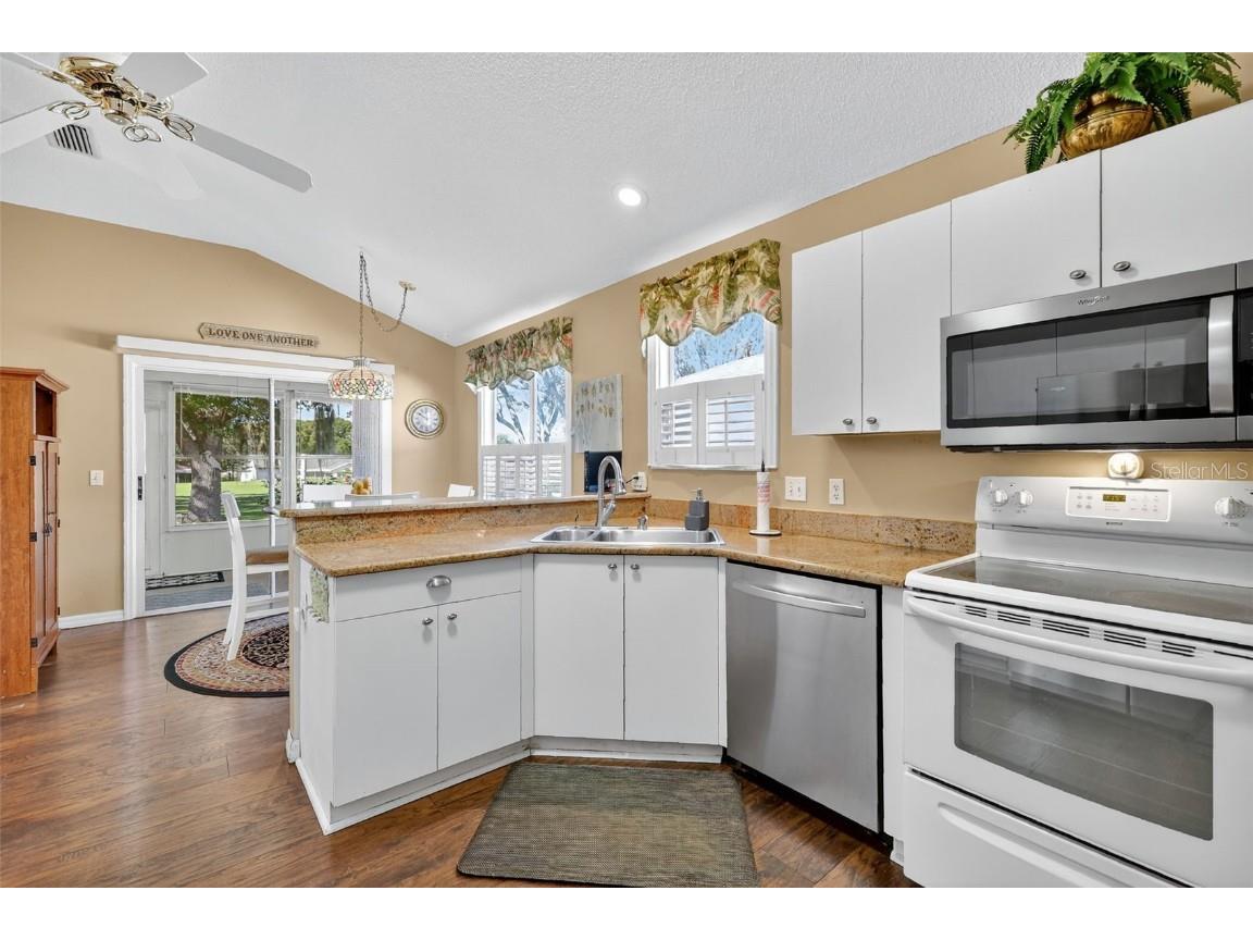 931 Oleander Street Lady Lake FL 32159 G5104325 image9