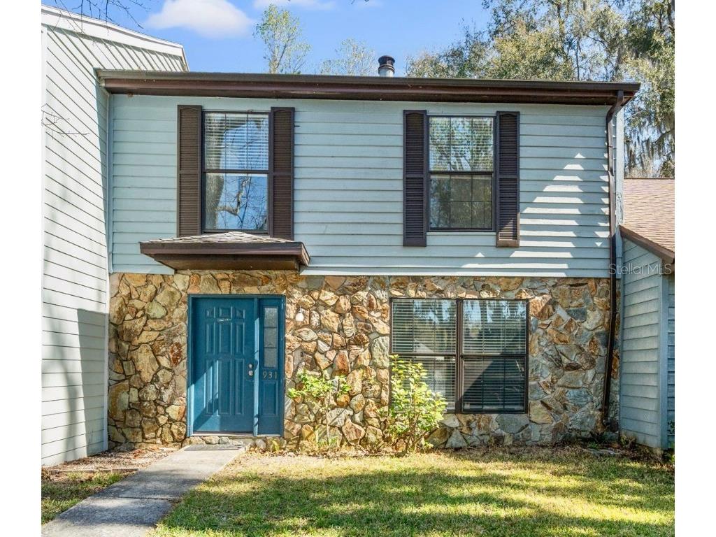 931 Village Drive Brooksville FL 34601 W7861823 image1