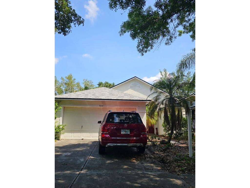 9310 Hidden Water Circle Riverview FL 33578 T3503659 image1