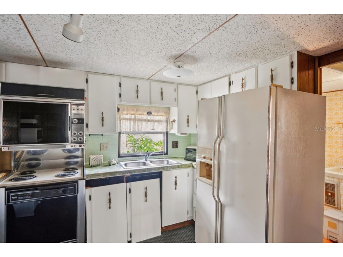 9310 Kiowa Dr New Port Richey FL 34654 W7881047 image2