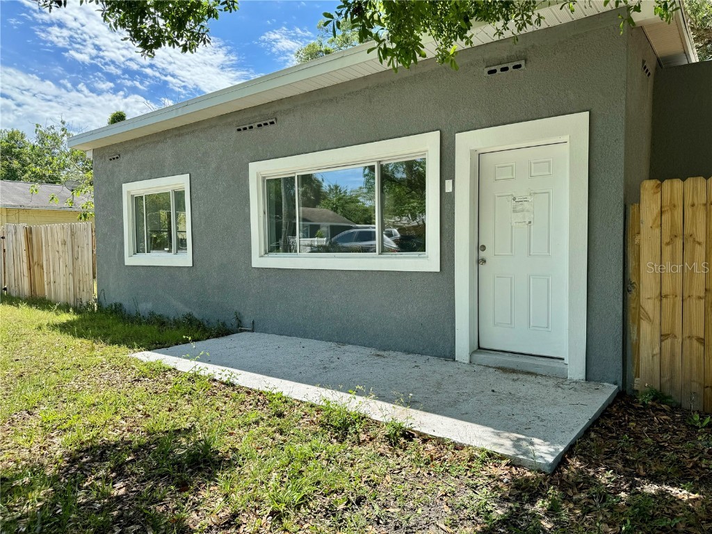 9310 N 12th Street Tampa FL 33612 U8237619 image1