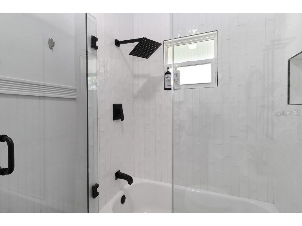 9310 N 18th Street Tampa FL 33612 TB8498679 image9