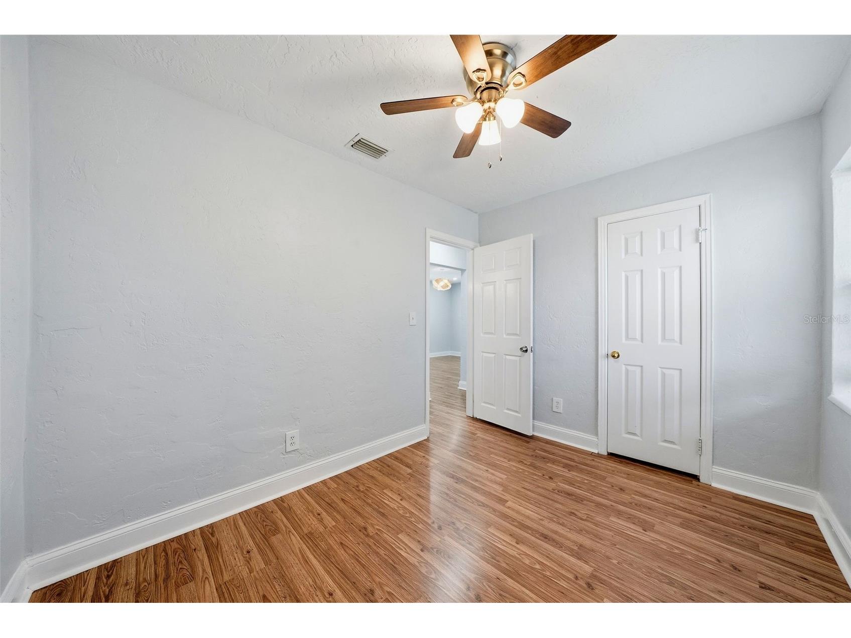 9310 N Dartmouth Avenue Tampa FL 33612 TB8517554 image10