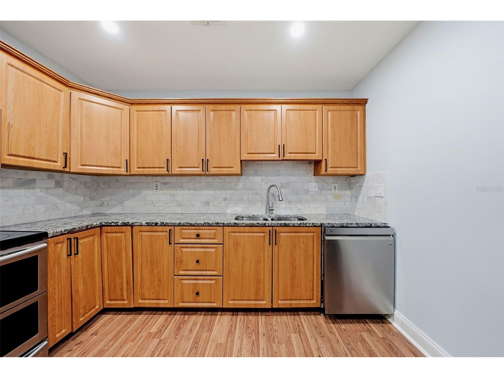 9310 N Dartmouth Avenue Tampa FL 33612 TB8517554 image16