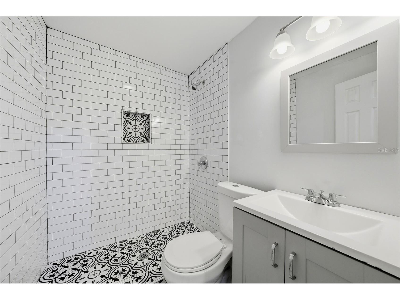 9310 N Dartmouth Avenue Tampa FL 33612 TB8517554 image21