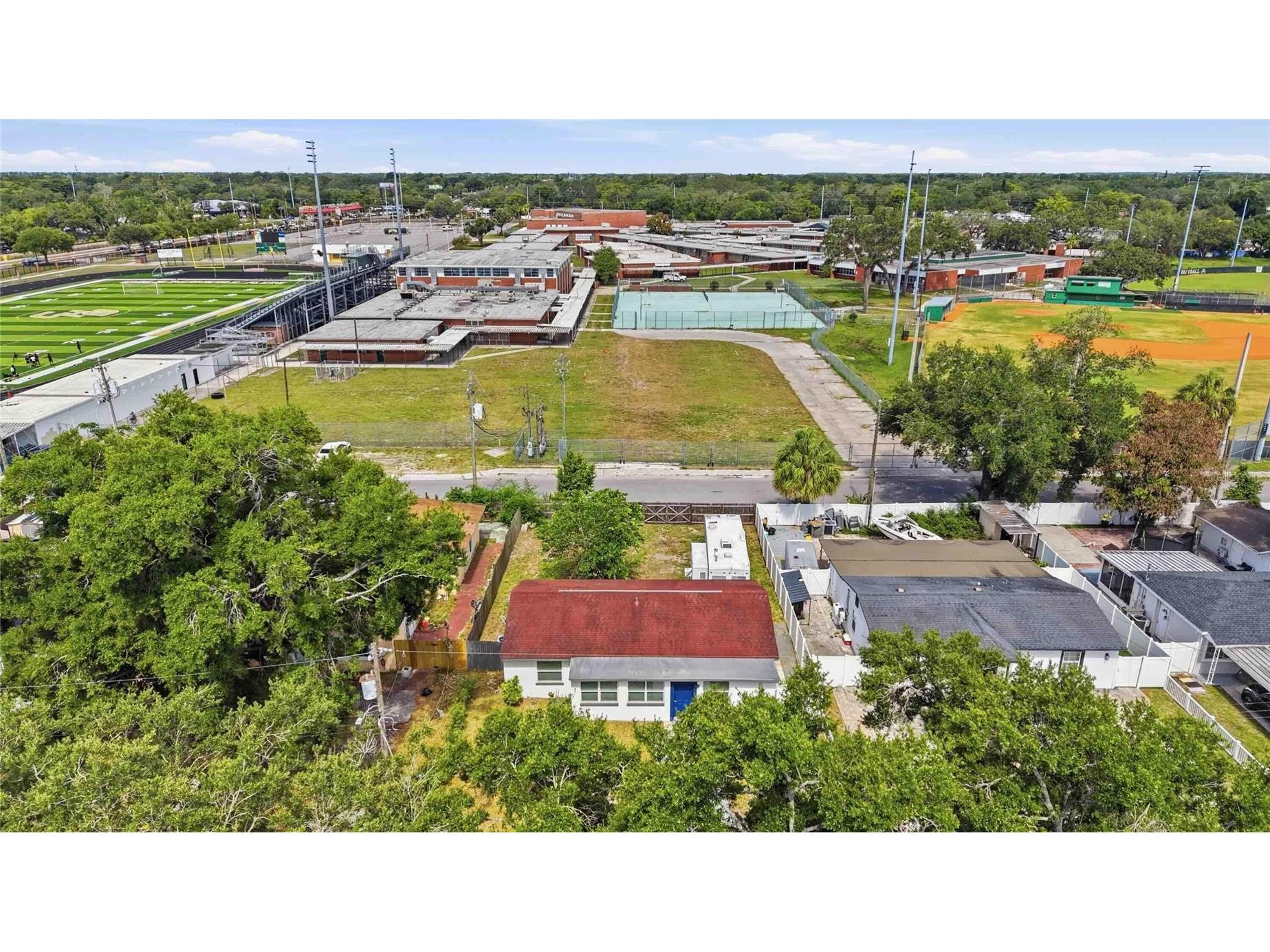 9310 N Dartmouth Avenue Tampa FL 33612 TB8517554 image30