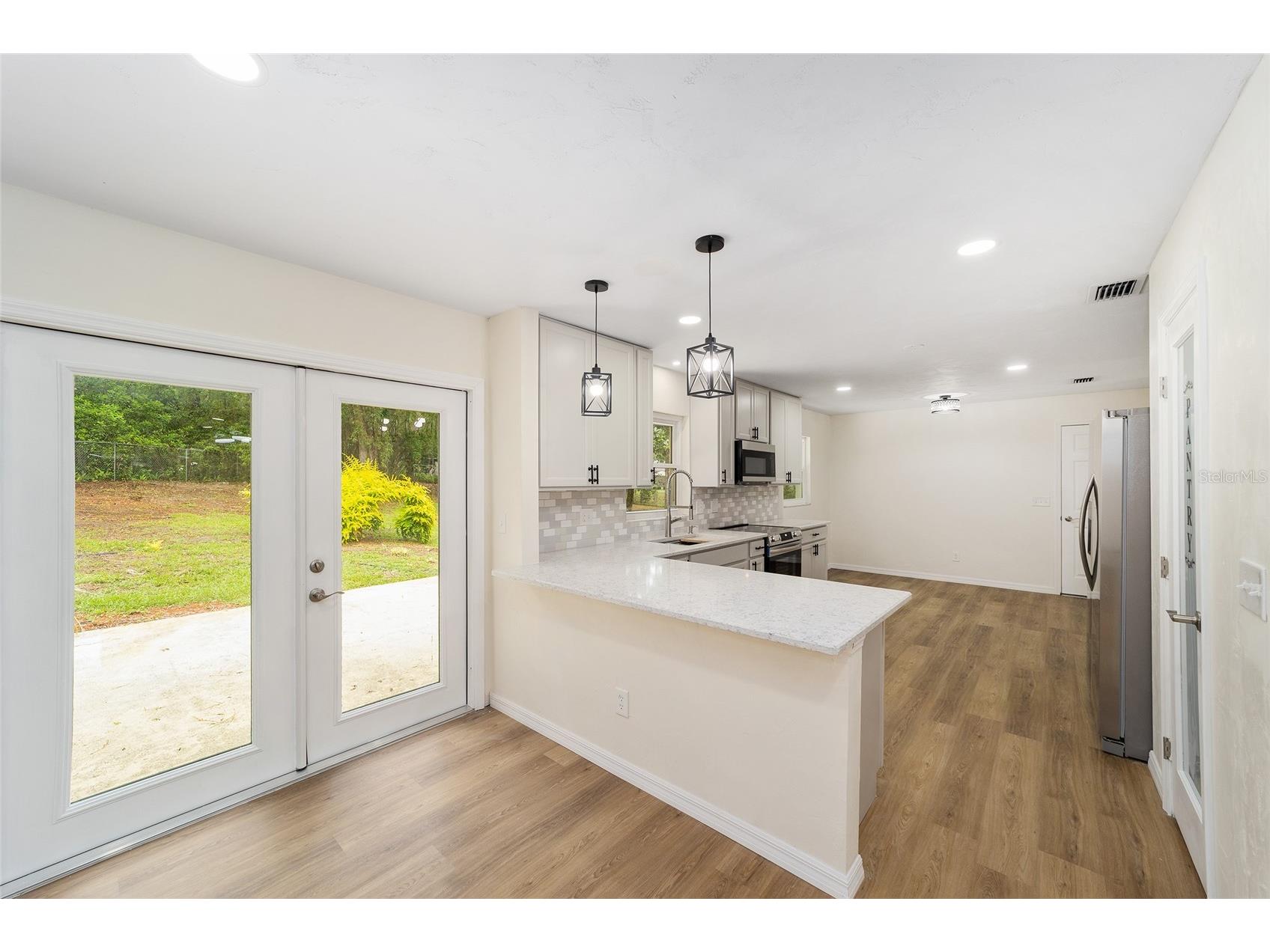 9310 NW 10th Place Gainesville FL 32606 OM710404 image17