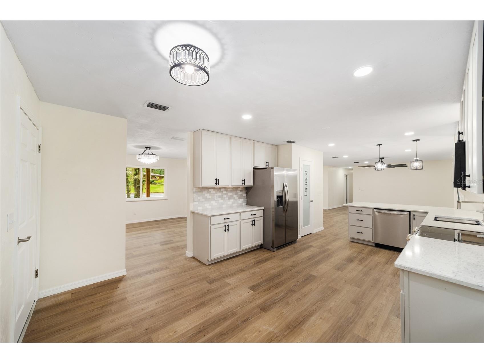 9310 NW 10th Place Gainesville FL 32606 OM710404 image23