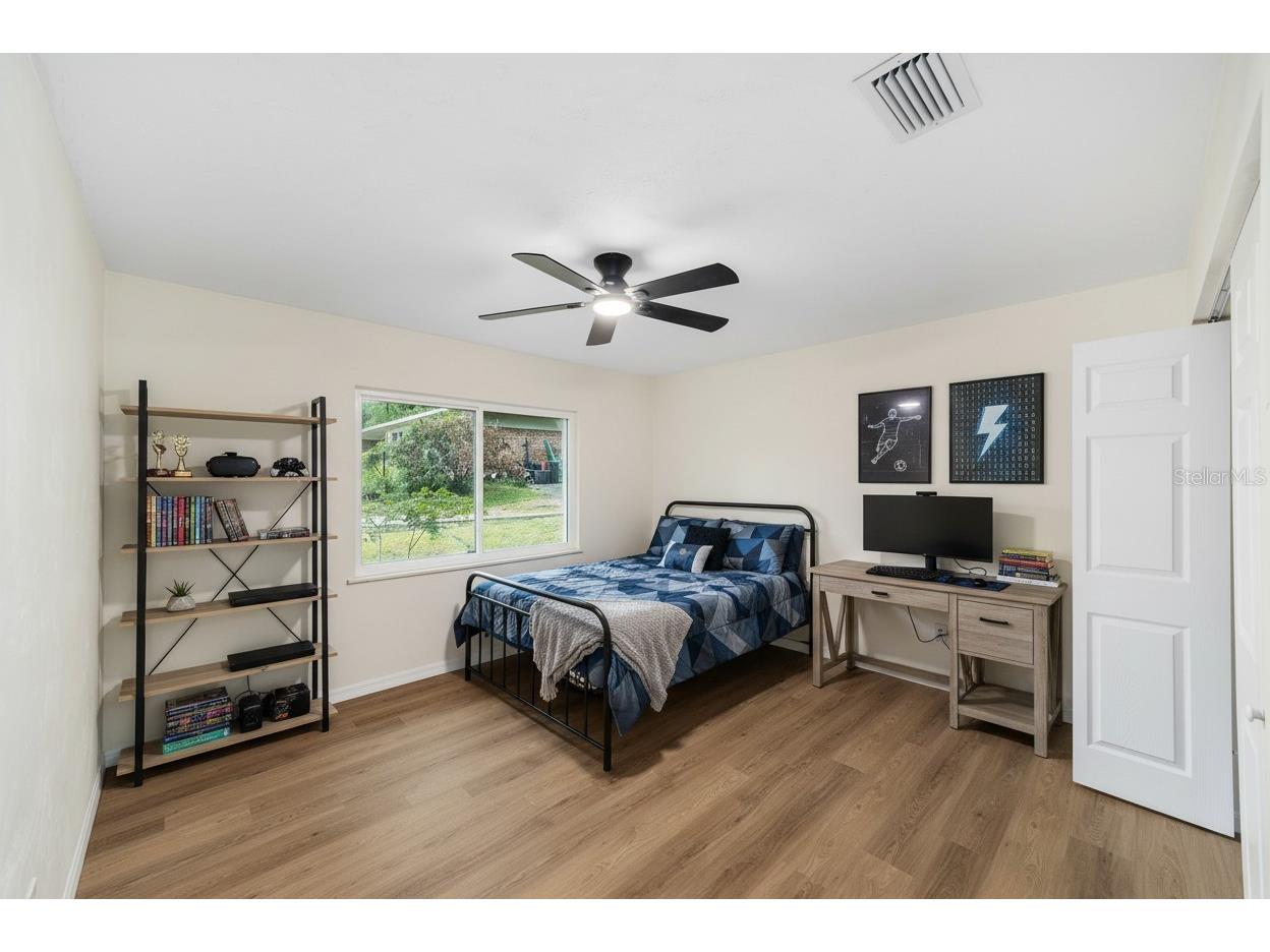 9310 NW 10th Place Gainesville FL 32606 OM710404 image30