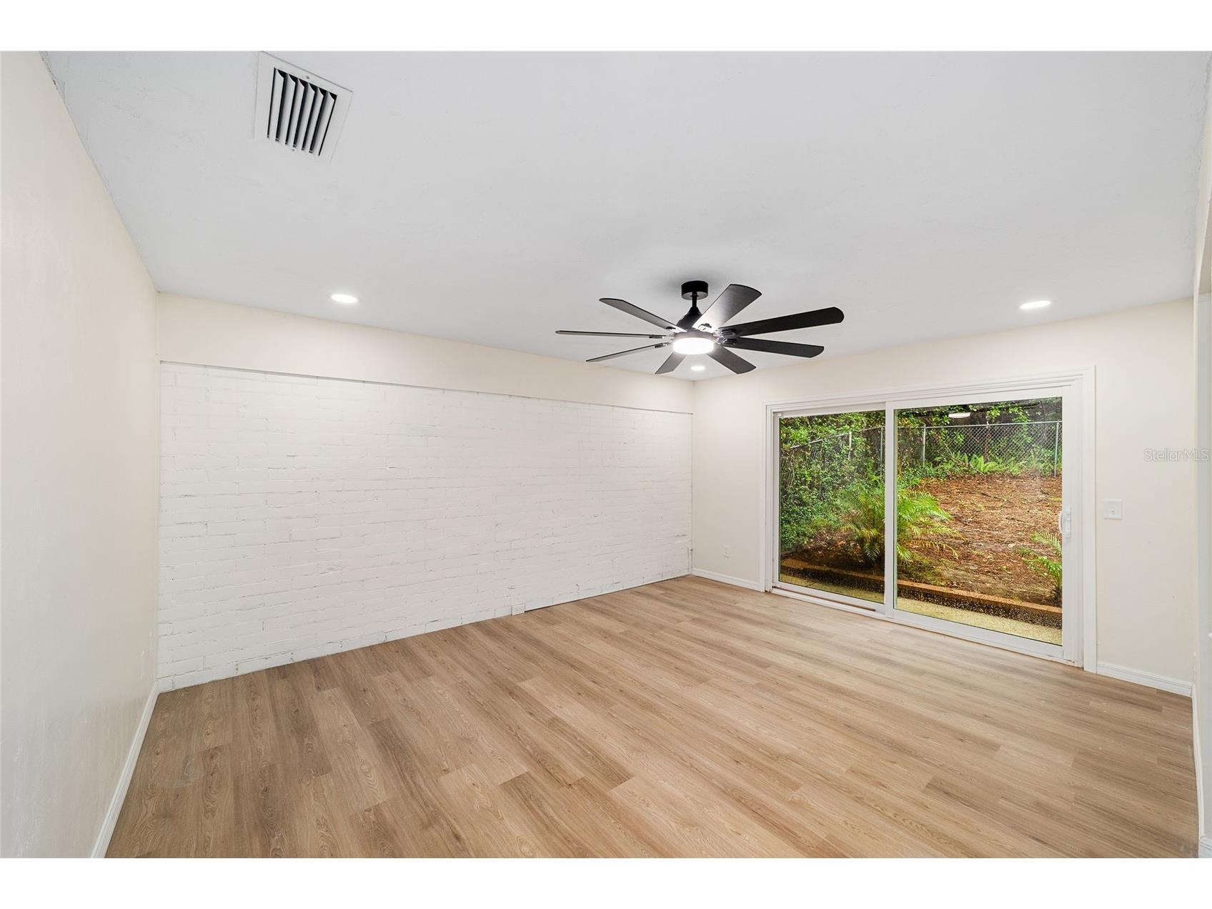 9310 NW 10th Place Gainesville FL 32606 OM710404 image34