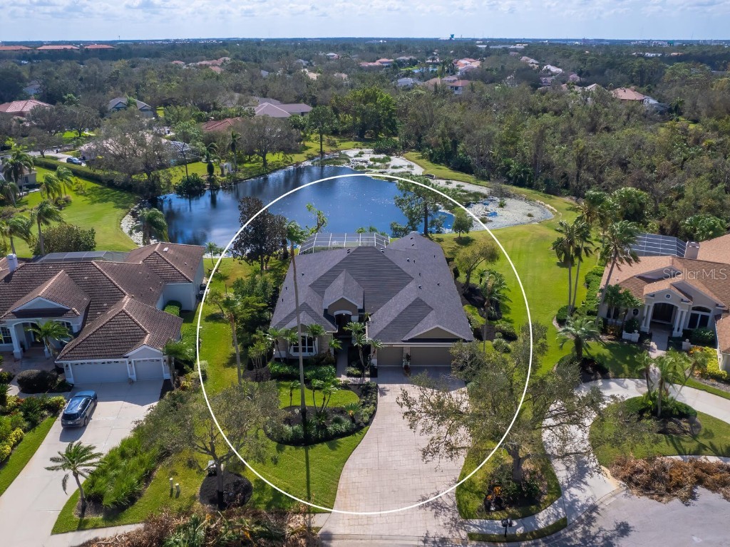 9312 Firethorn Place Lakewood Ranch FL 34202 A4626499 image1