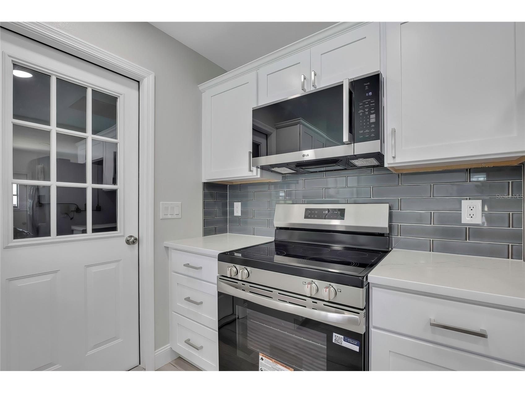 9312 Lake Christina Lane Port Richey FL 34668 W7885497 image14