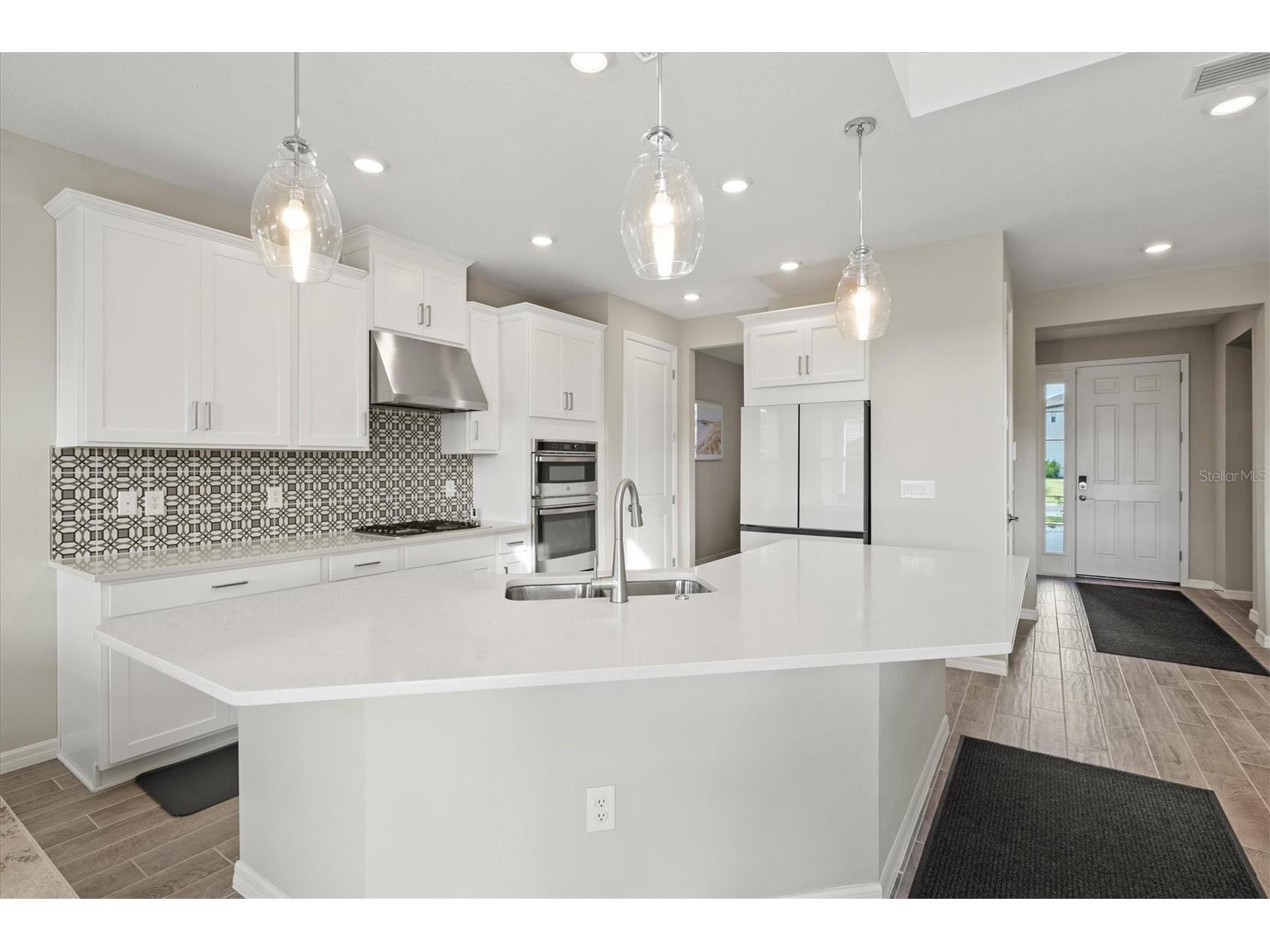 9312 Tequila Sunrise Drive Sarasota FL 34241 A4678680 image13