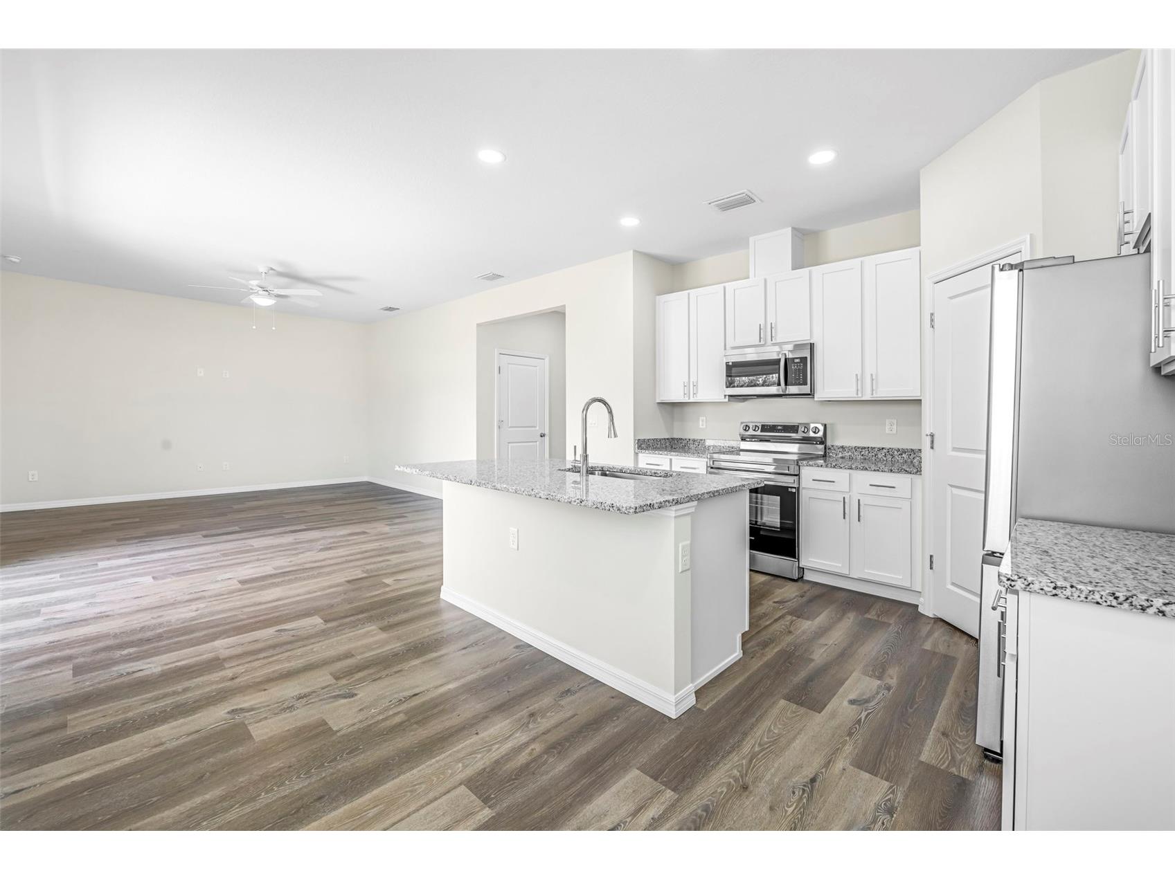 9313 Gentle Ben Court Weeki Wachee FL 34613 TB8461953 image18