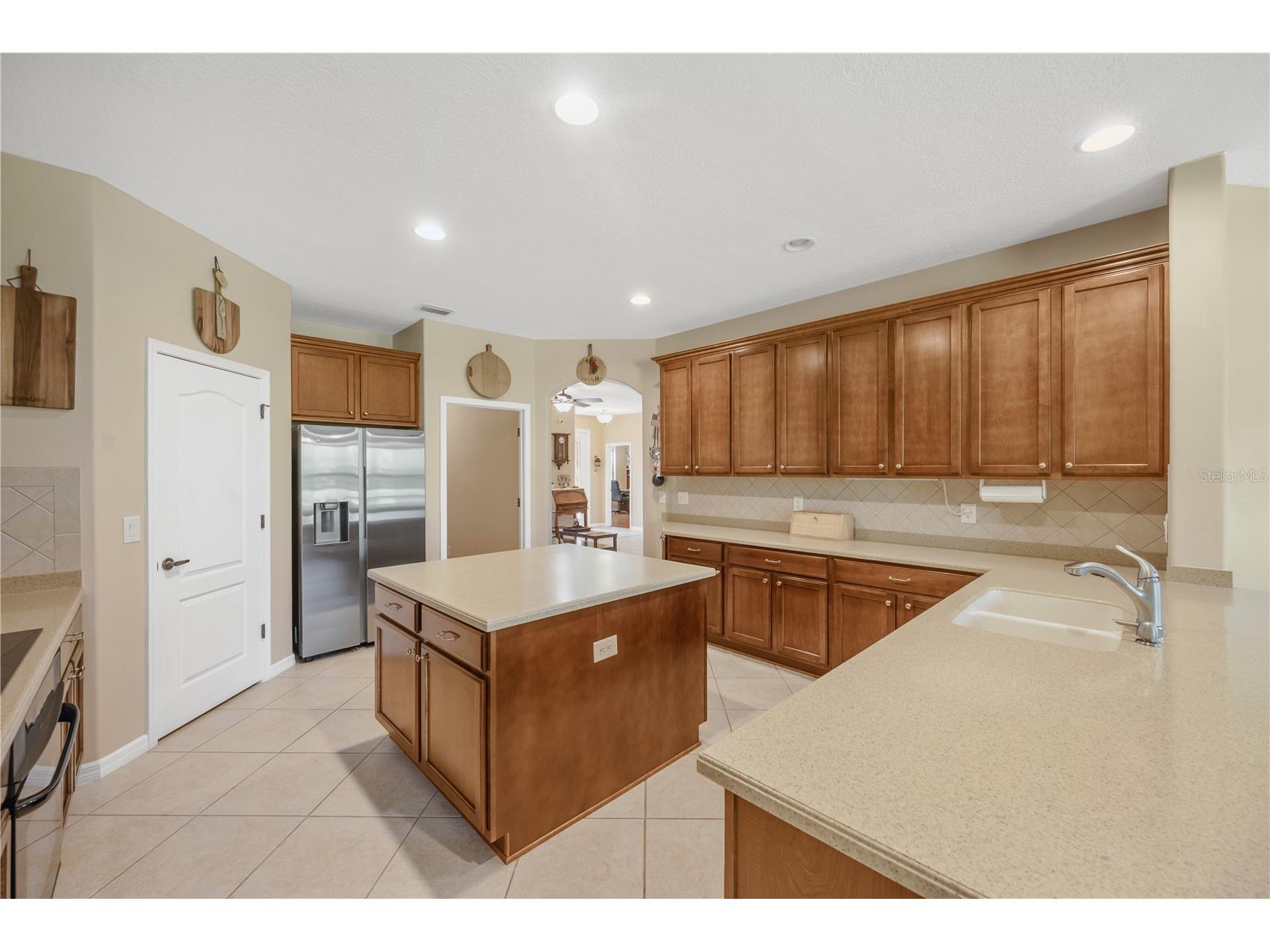 9313 Lisbon Street Seffner FL 33584 TB8497197 image4