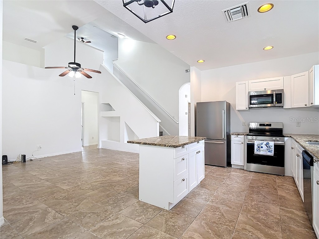 9314 Black Thorn Loop Land O Lakes FL 34638 TB8406188 image12