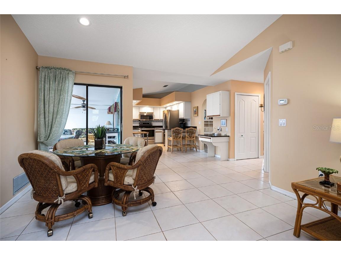 9314 Lucian Englewood FL 34224 - TROY LAKE N6141486 image17