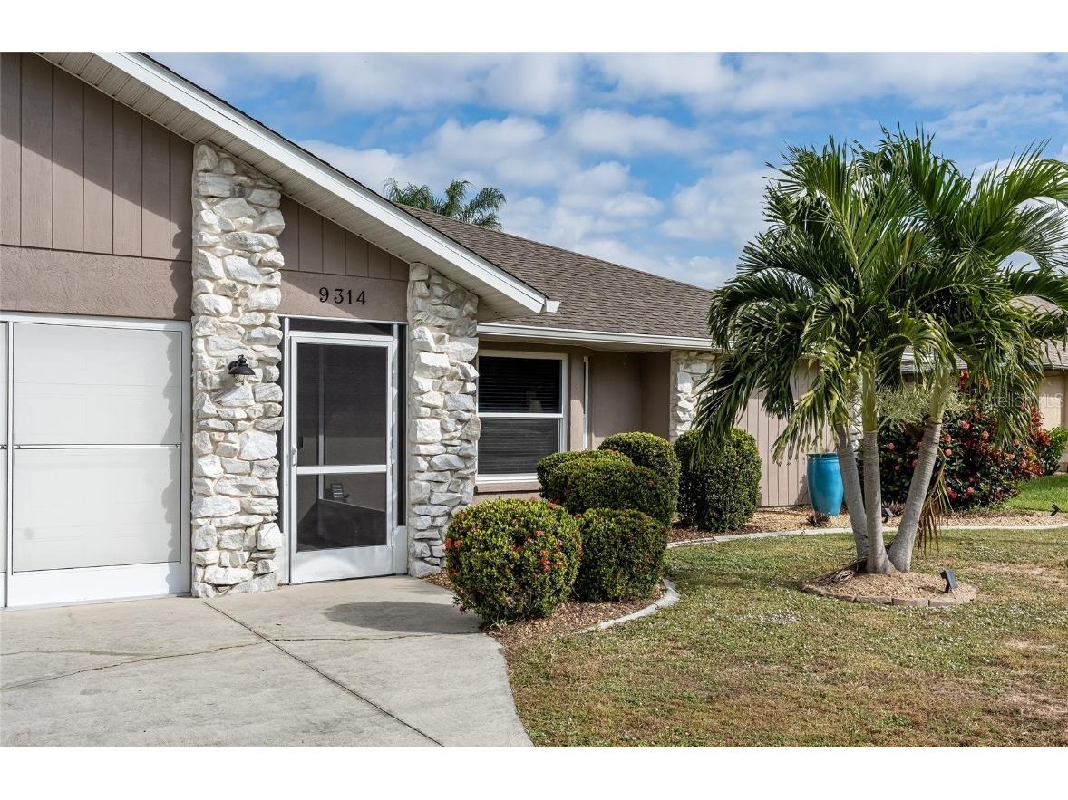 9314 Lucian Englewood FL 34224 - TROY LAKE N6141486 image2