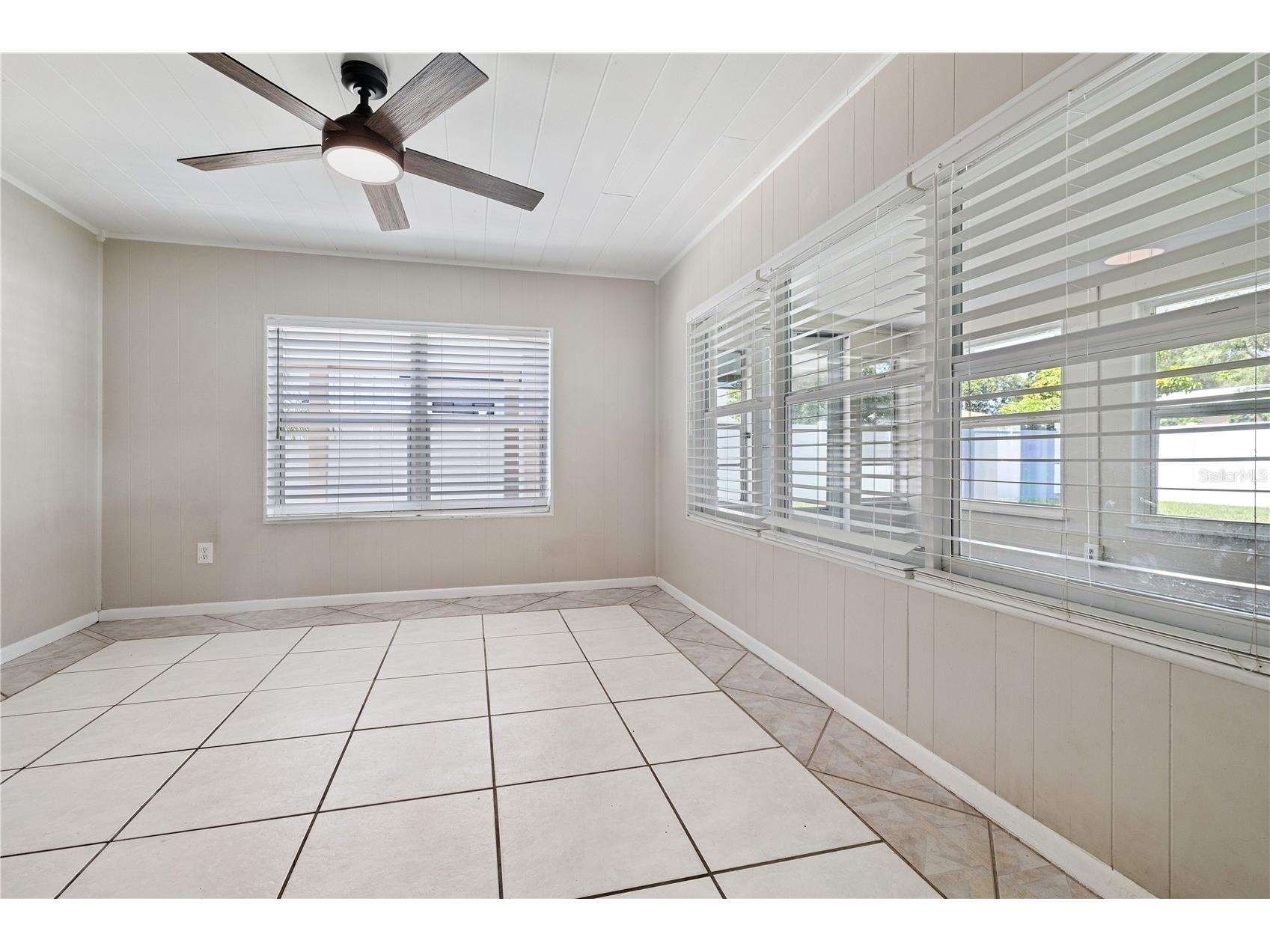 9314 N Ashley Street Tampa FL 33612 TB8491951 image17