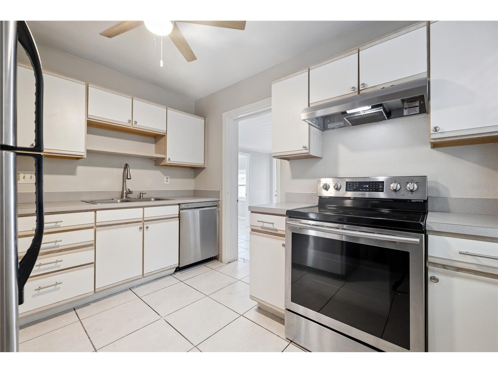 9314 N Ashley Street Tampa FL 33612 TB8491951 image2