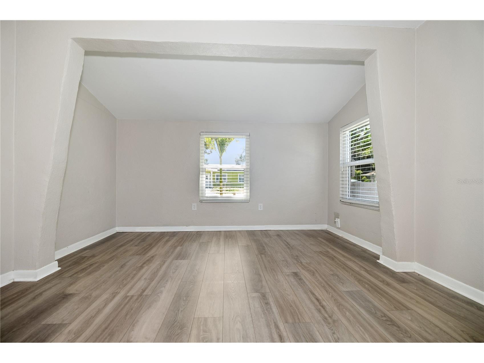 9314 N Ashley Street Tampa FL 33612 TB8491951 image4